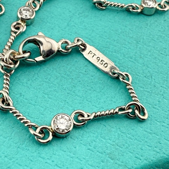 Vtg. Tiffany & Co. Platinum Diamond Pave Heart Twist Chain Tennis Necklace 17" - Picture 5 of 9
